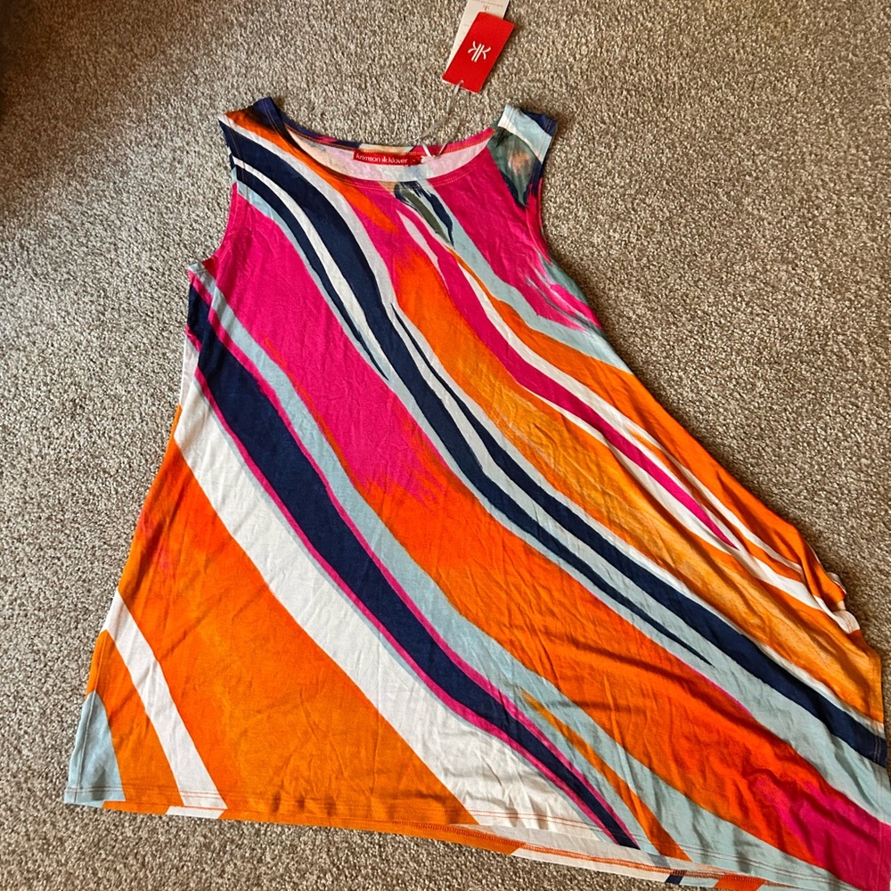 Beautiful Krimson Klover tunic. Asymmetrical hem. New with tags!